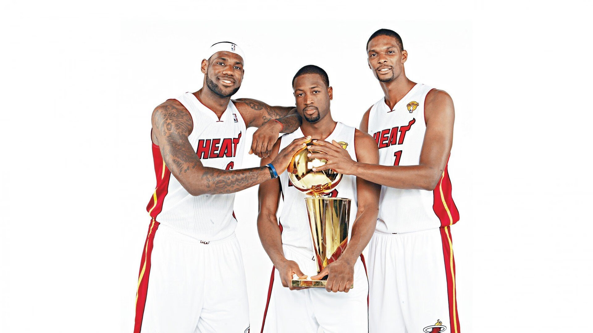 内线技术训练改革强调脚步与投篮结合,内线实用脚步